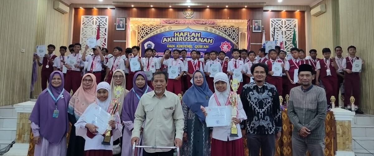 SD TERPADU PUTRA HARAPAN SD TERPADU PUTRA HARAPAN