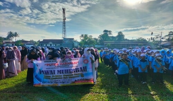 Pawai Muhibbah Khotmil Quran dan Isra' Mi'raj Nabi Muhammad SAW